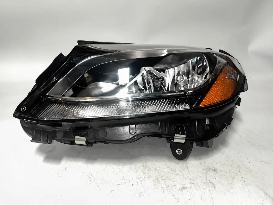 2059066902 Left-Hand Front Halogen Headlight For Mercedes C-Class (W205)